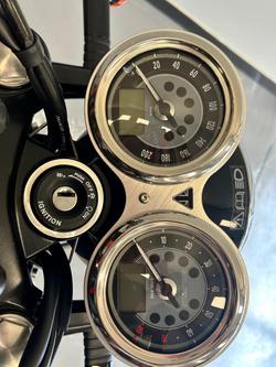 2026 Triumph Bonneville T100 (900cc) Bonneville Black