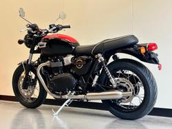 2026 Triumph Bonneville T100 (900cc) Bonneville Black
