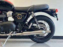 2026 Triumph Bonneville T100 (900cc) Bonneville Black