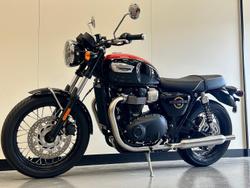 2026 Triumph Bonneville T100 (900cc) Bonneville Black