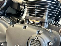 2026 Triumph Bonneville T100 (900cc) Bonneville Black