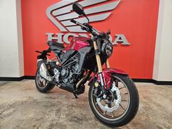 2023 Honda CB300R (CB300RA) CB300 Red