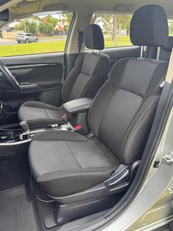 2020 Mitsubishi Outlander ES ZL MY21 AWD Sterling Silver