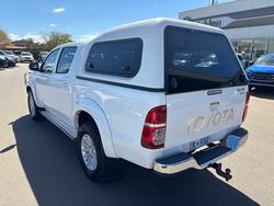 2011 Toyota Hilux HILUX 4x4 3.0L T/D D/C M/T SR5 1R61250 001 Glacier White