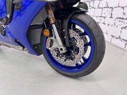 2025 Yamaha YZF-R1 R1 Blue