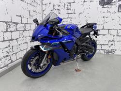 2025 Yamaha YZF-R1 R1 Blue
