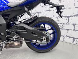 2025 Yamaha YZF-R1 R1 Blue