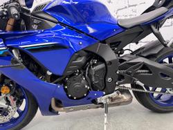 2025 Yamaha YZF-R1 R1 Blue