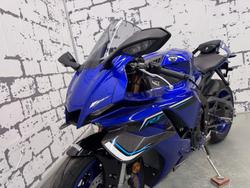 2025 Yamaha YZF-R1 R1 Blue