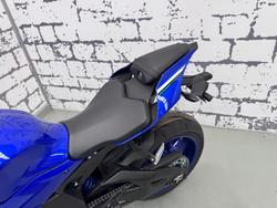 2025 Yamaha YZF-R1 R1 Blue