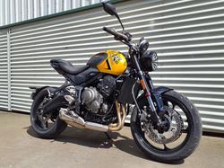 2026 Triumph Trident 660 Trident Yellow