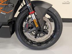 2026 KTM 990 RC R RC Black