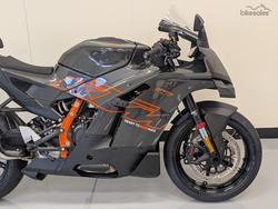 2026 KTM 990 RC R RC Black