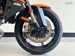 2026 KTM 1390 Super Duke R Super Duke Orange