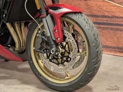 2026 Triumph Trident 800 Trident Red