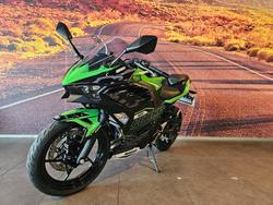 2026 Kawasaki Ninja 500 (EX500G) Ninja Black