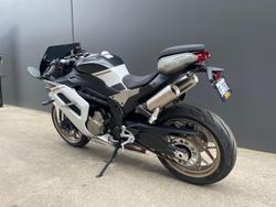 2025 CFMOTO 500 SR Voom SR White