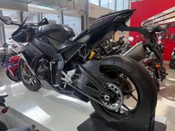 2026 Honda CBR1000RR-R SP ABS Fireblade Fireblade Black