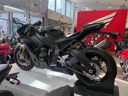 2026 Honda CBR1000RR-R SP ABS Fireblade Fireblade Black