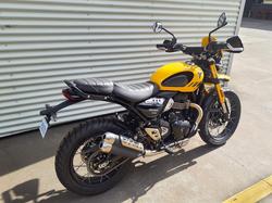 2026 Triumph Scrambler 400 XC Scrambler Yellow