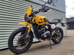 2026 Triumph Scrambler 400 XC Scrambler Yellow