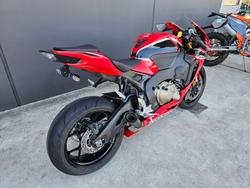 2017 Honda CBR1000RRA ABS Fireblade Fireblade Red