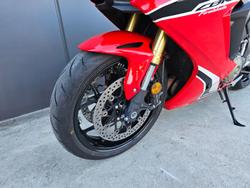 2017 Honda CBR1000RRA ABS Fireblade Fireblade Red