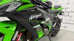 2017 Kawasaki Ninja ZX-10R KRT Replica (ZX1000R) Ninja Green