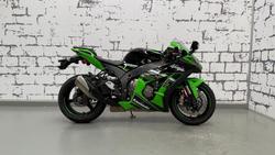2017 Kawasaki Ninja ZX-10R KRT Replica (ZX1000R) Ninja Green