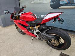 2015 Ducati 1299 Panigale S Superbike Red