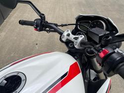 2020 Triumph Street Triple S 660 LAMS Street Triple White
