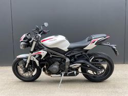 2020 Triumph Street Triple S 660 LAMS Street Triple White
