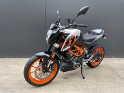2014 KTM 390 Duke Duke White