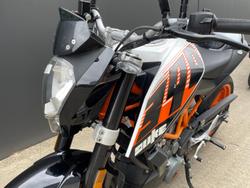 2014 KTM 390 Duke Duke White