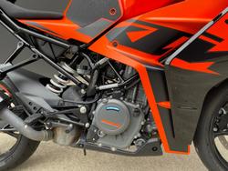 2022 KTM RC 390 RC Orange