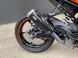 2022 KTM RC 390 RC Orange