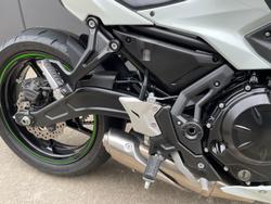 2022 Kawasaki Ninja 650L (LAMS) ABS Ninja White