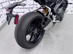 2026 Triumph Speed Triple RS 1200 Speed Triple Black