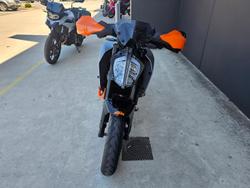 2022 KTM 390 Duke Duke Orange