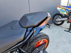2022 KTM 390 Duke Duke Orange