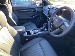 2025 ISUZU MU-X LS-T