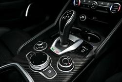 2022 Alfa Romeo
Giulia Quadrifoglio