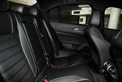 2022 Alfa Romeo
Giulia Quadrifoglio