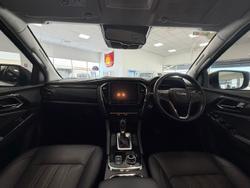 2023 Isuzu MU-X LS-T