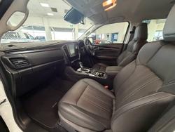 2023 Isuzu MU-X LS-T