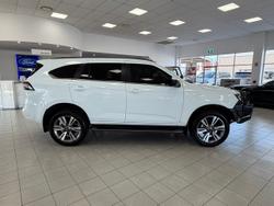 2023 Isuzu MU-X LS-T