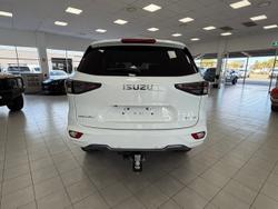 2023 Isuzu MU-X LS-T