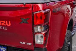 2025 Isuzu D-MAX X-RIDER