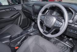 2025 Isuzu D-MAX X-RIDER