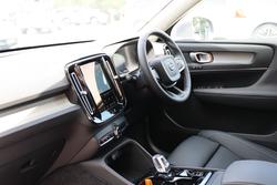 2025 Volvo XC40 Ultra B4 Bright